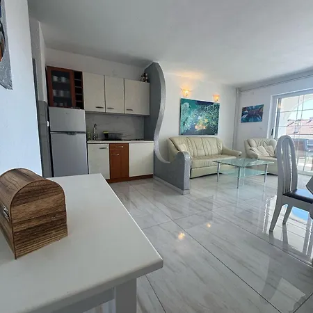 Kartec Apartment